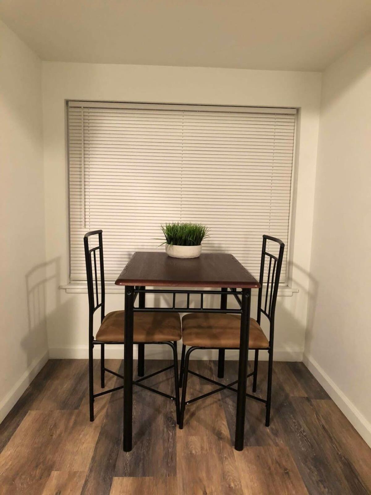 Unwind In A Bright Comfortable Apartment For 3 Pittsburgh Exterior photo