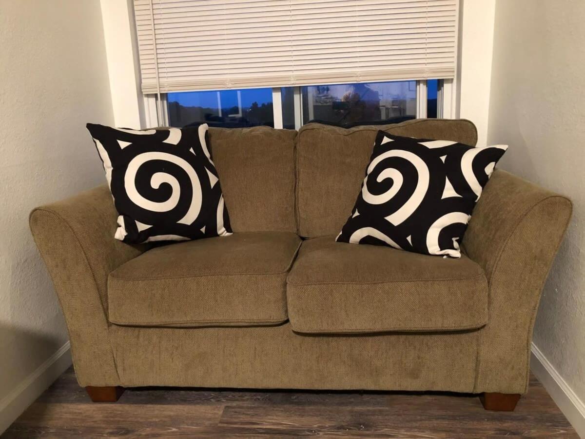 Unwind In A Bright Comfortable Apartment For 3 Pittsburgh Exterior photo